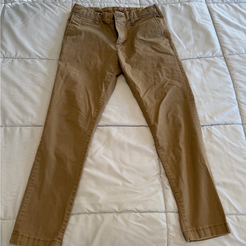 American Eagle Outfitters Men's Slim Khakis